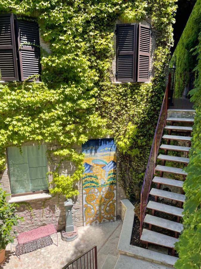 Domus Fontis Pescaia Hotel Spoleto Exterior photo
