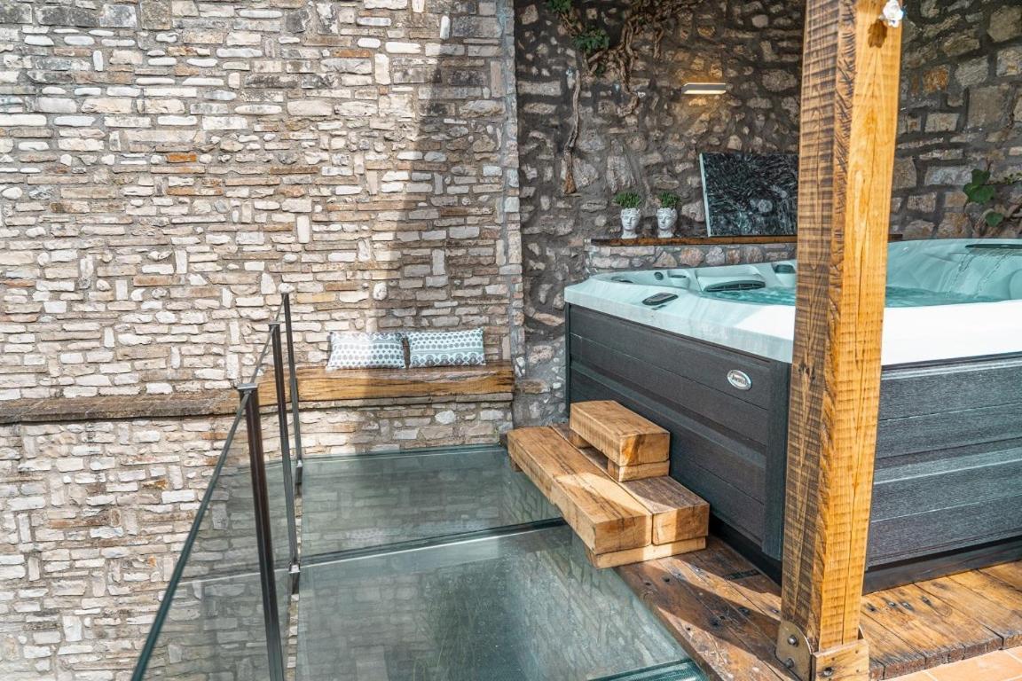 Domus Fontis Pescaia Hotel Spoleto Exterior photo